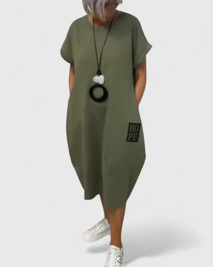 Thalyssiah | Relaxed Lightweight Midi Dress
