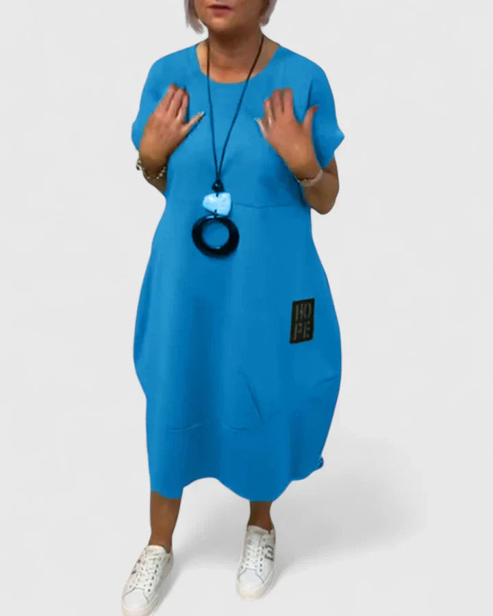 Thalyssiah | Relaxed Lightweight Midi Dress