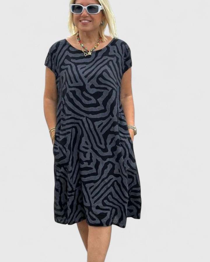 Calyviah | Relaxed Casual Midi Dress