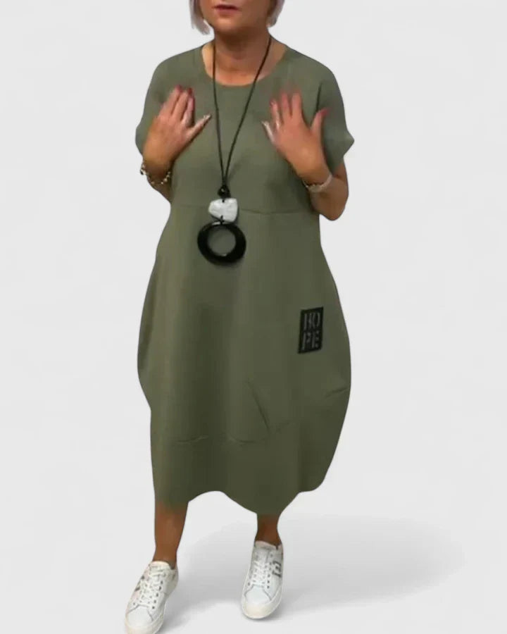 Thalyssiah | Relaxed Lightweight Midi Dress