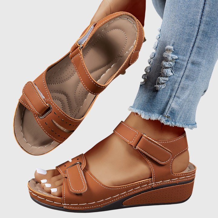 Crysta™ | Cushioned Orthopedic Sandals