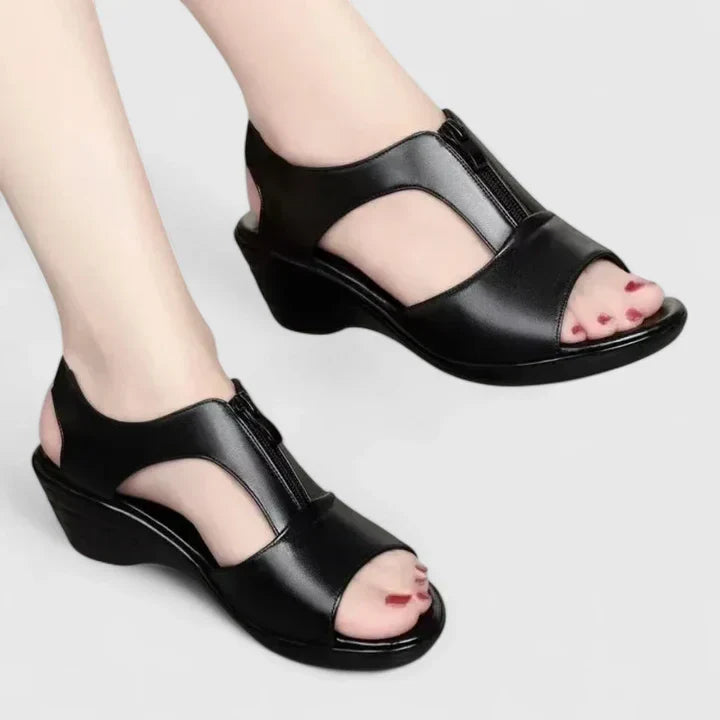 Nerisse | Orthopedic Strap Sandals