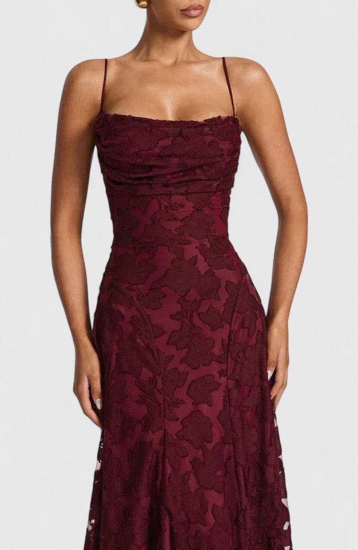 Gwenn | Elegant Pleated Maxi Dress