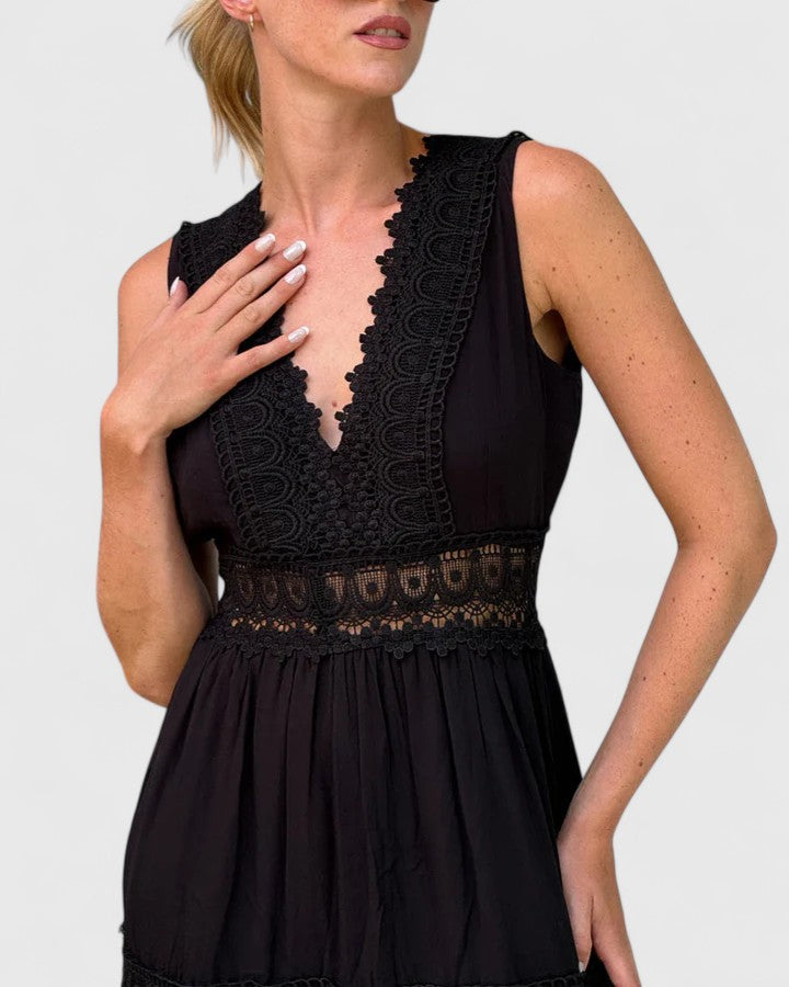 Alena | Elegant Slim Fit Midi Dress