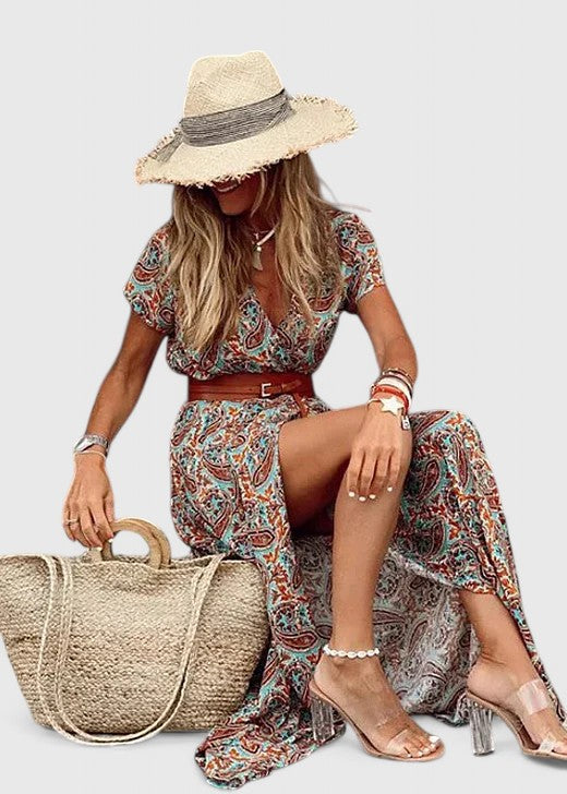 Alleta | Sophisticated Flowing Maxi Dress