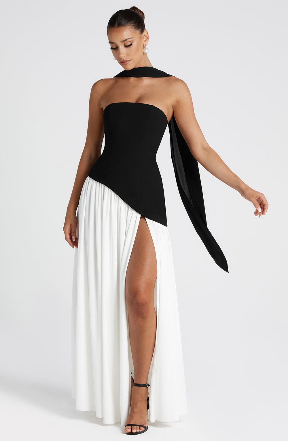 Marisela™ | Sophisticated Flowing Maxi Dress