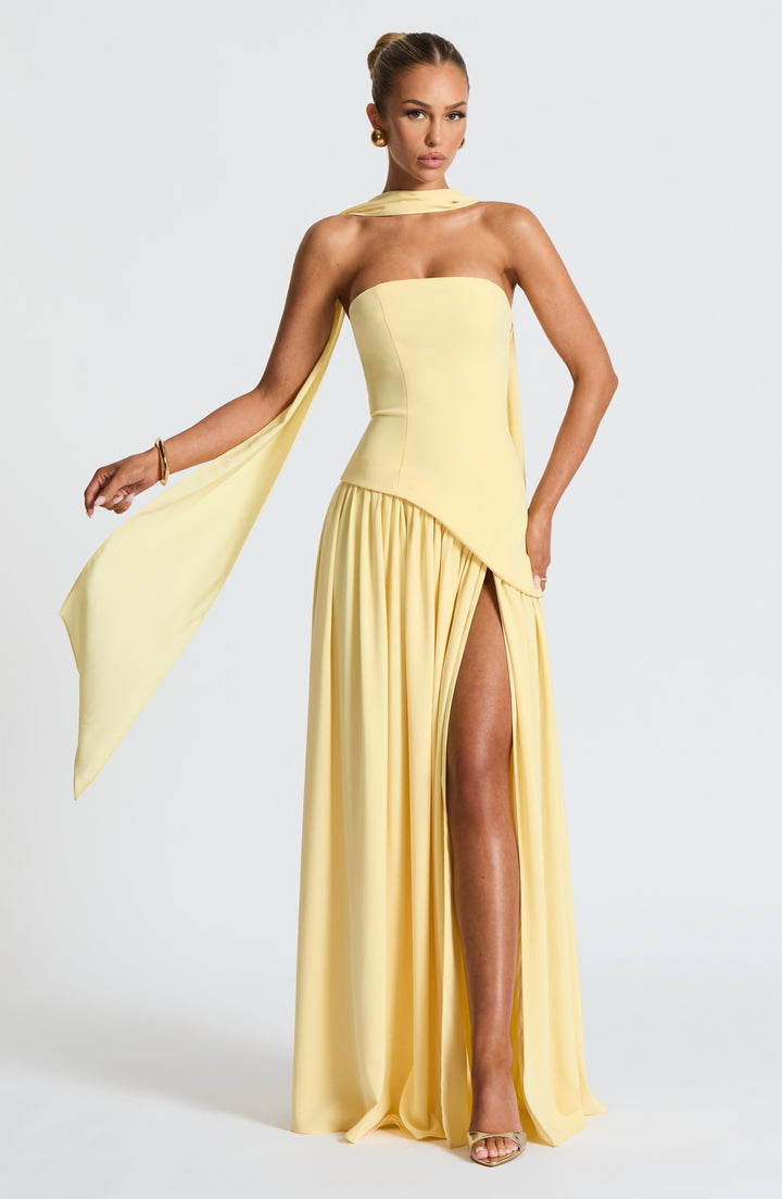 Marisela™ | Sophisticated Flowing Maxi Dress