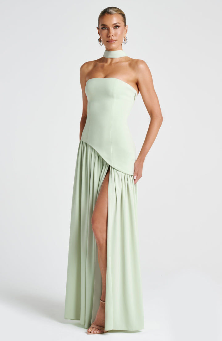 Marisela™ | Sophisticated Flowing Maxi Dress